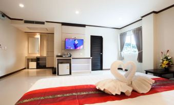 Pranee Home