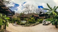 Lua Villas Hotels in Cobano