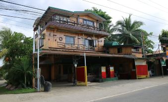 Hundred Isles' Room Rentals and Transient House