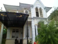 Villa Kota Bunga Camelia Hotels in der Nähe von Taman Bunga Nusantara