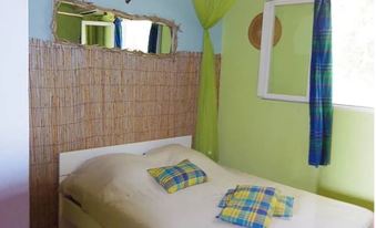 Bungalow with One Bedroom in Sainte Anne, with Enclosed Garden and Wifi Near the Beach
