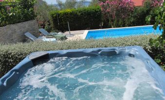 Luton Apartment Zadar Kozino Heating Pool & Jacuzzi
