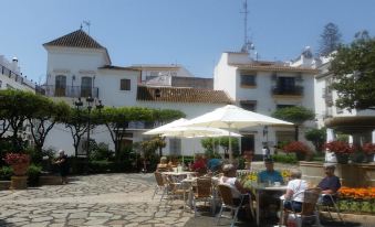 Apartment with 2 Bedrooms in Estepona, with Wonderful Sea View, Pool A