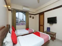 Hotel Amrit Regency