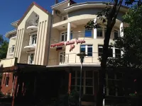 Alaya Roza Hotel