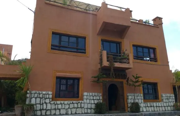 綠艾斯尼谷庭院旅館