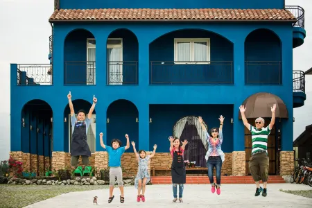 Fly Inn Отели рядом с достопримечательностью «Южная Аквариумная рыбная ловля»