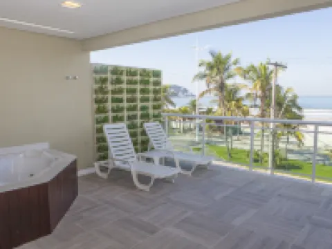 هوتل فيسينو أل مار فنادق في کواروخا