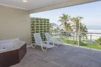 Hotel Vicino Al Mare - Frente Mar