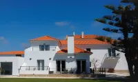 Silver Seahorse Garden Retreat Hotel di Atouguia da Baleia