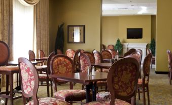 Monte Carlo Inn & Suites Downtown Markham