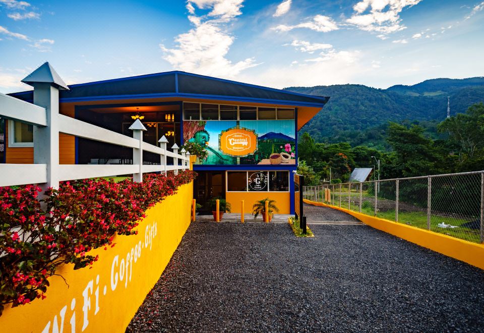 Hotel Central Boquete - Housity
