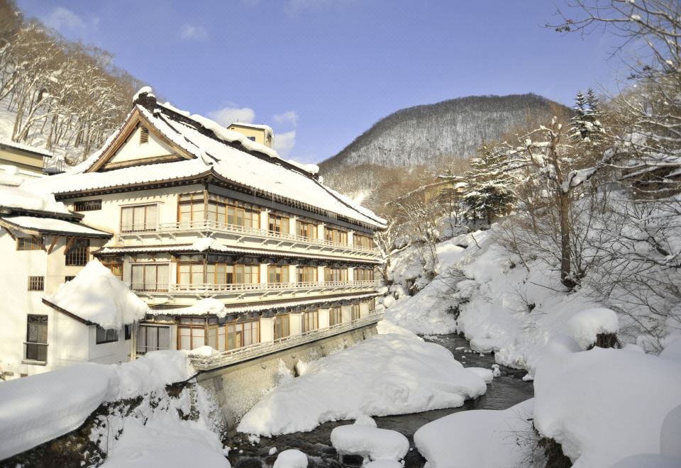 รีวิวTakaragawa Onsen Ousenkaku - โปรโมชั่นโรงแรม 3 ดาวในมินาคามิ | Trip.com