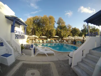 Samson΄s Village Hotels in Perissa