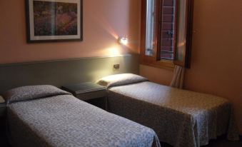 Hotel Castello - Housity