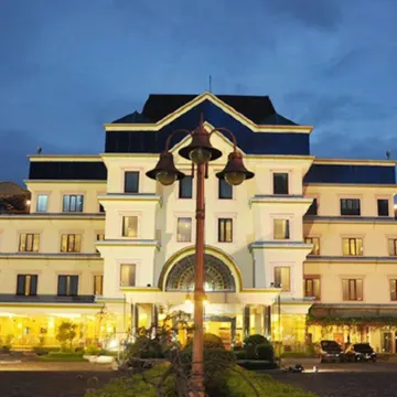 Puri Khatulistiwa Hotels near Padjadjaran University