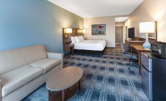 La Quinta Inn & Suites by Wyndham Aberdeen-Apg