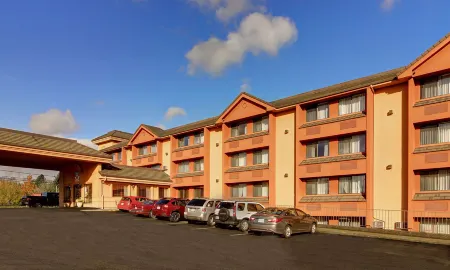 The Hotel Salem Отели в г. Монмут