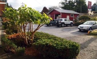 West Coast Motel on the Harbour