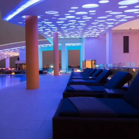 SUN & MOON, Urban Hotel