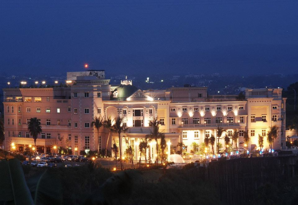 4. 르 보 맥스 리..