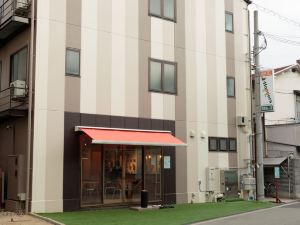 J-Hoppers Osaka Universal - Hostel