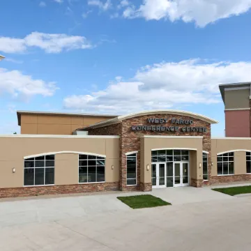 DoubleTree by Hilton West Fargo Sanford Medical Center Area