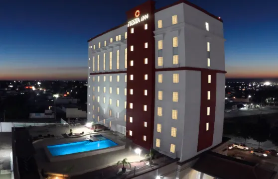 節日快捷酒店 奧佈雷貢市