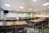 Holiday Inn Express & Suites FT. COLLINS by IHG