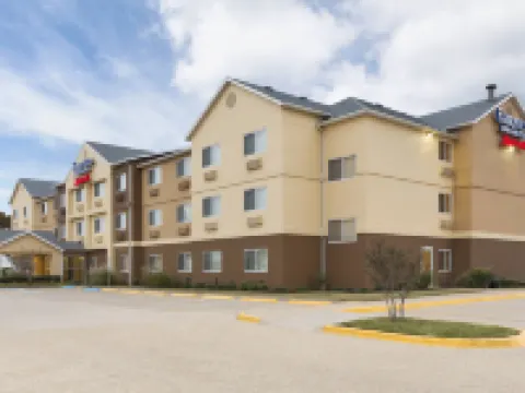 Fairfield Inn & Suites Waco South Hotels in Woodway