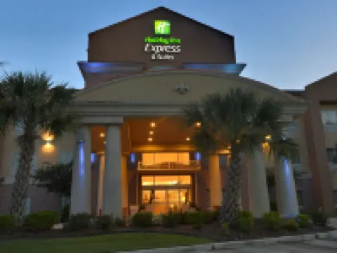 Holiday Inn Express & Suites Baton Rouge North by IHG Hotels in East Baton Rouge Parish