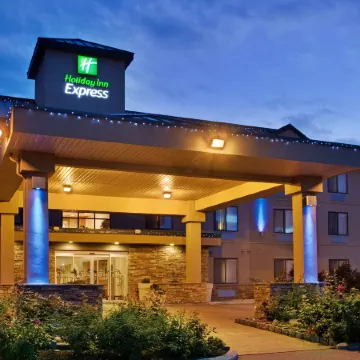 Holiday Inn Express & Suites VERNON by IHG