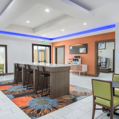 Holiday Inn Express & Suites STILLWATER - UNIVERSITY AREA by IHG