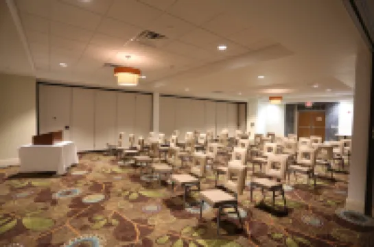 Holiday Inn MORGANTOWN - UNIVERSITY AREA by IHG