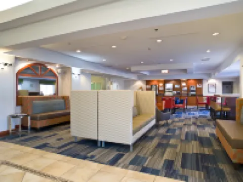 Holiday Inn Express & Suites VERMILLION by IHG Hotels in Clay County