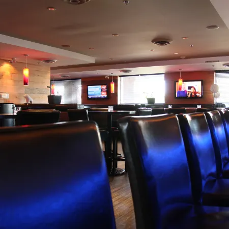 Holiday Inn & Suites SURREY EAST - CLOVERDALE by IHG