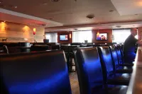Holiday Inn & Suites Surrey East - Cloverdale Hotels in Cloverdale