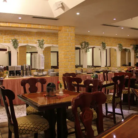 Wali's Hotel