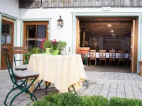 Beim Huber in Linden Hotels in Grosshartpenning