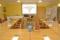 Hotel & Restaurant Birkenhof Hotels in Hanau am Main
