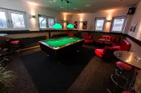 Skybasic Merseburg Hotel di Merseburg