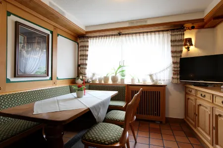 Jokebes Отели в г. Нетфен