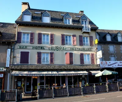 Hôtel-Restaurant Logis l'Aubrac Laguiole Hoteles en Laguiole