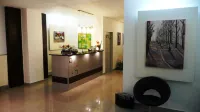 Hotel Stadt Hamburg am Fluss Saarbrücken Отели в г. Саарбрюккен