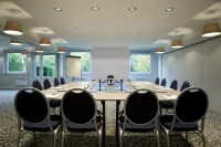 Kyriad Lille Est - Villeneuve d'Ascq Hotels in Hem