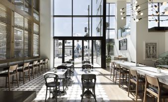 Kimpton Everly Hotel