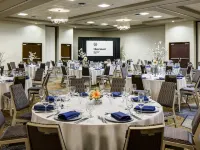 Sheraton Fort Worth Downtown Hotel Отели рядом с достопримечательностью «Площадь Сандэнс»