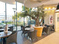 Residhome Paris-Massy Hotels in Massy
