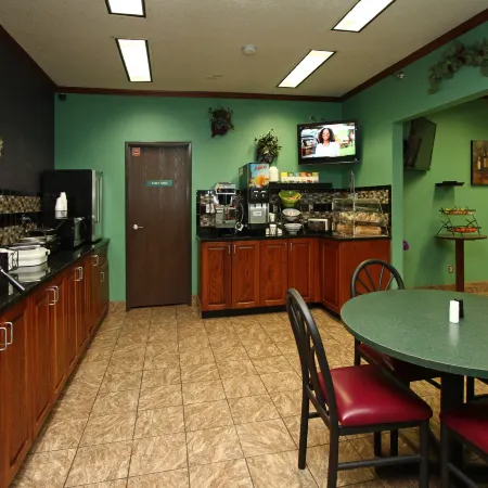 New Victorian Inn - Sioux City