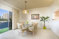 Polynesian Residences Waikiki Beach